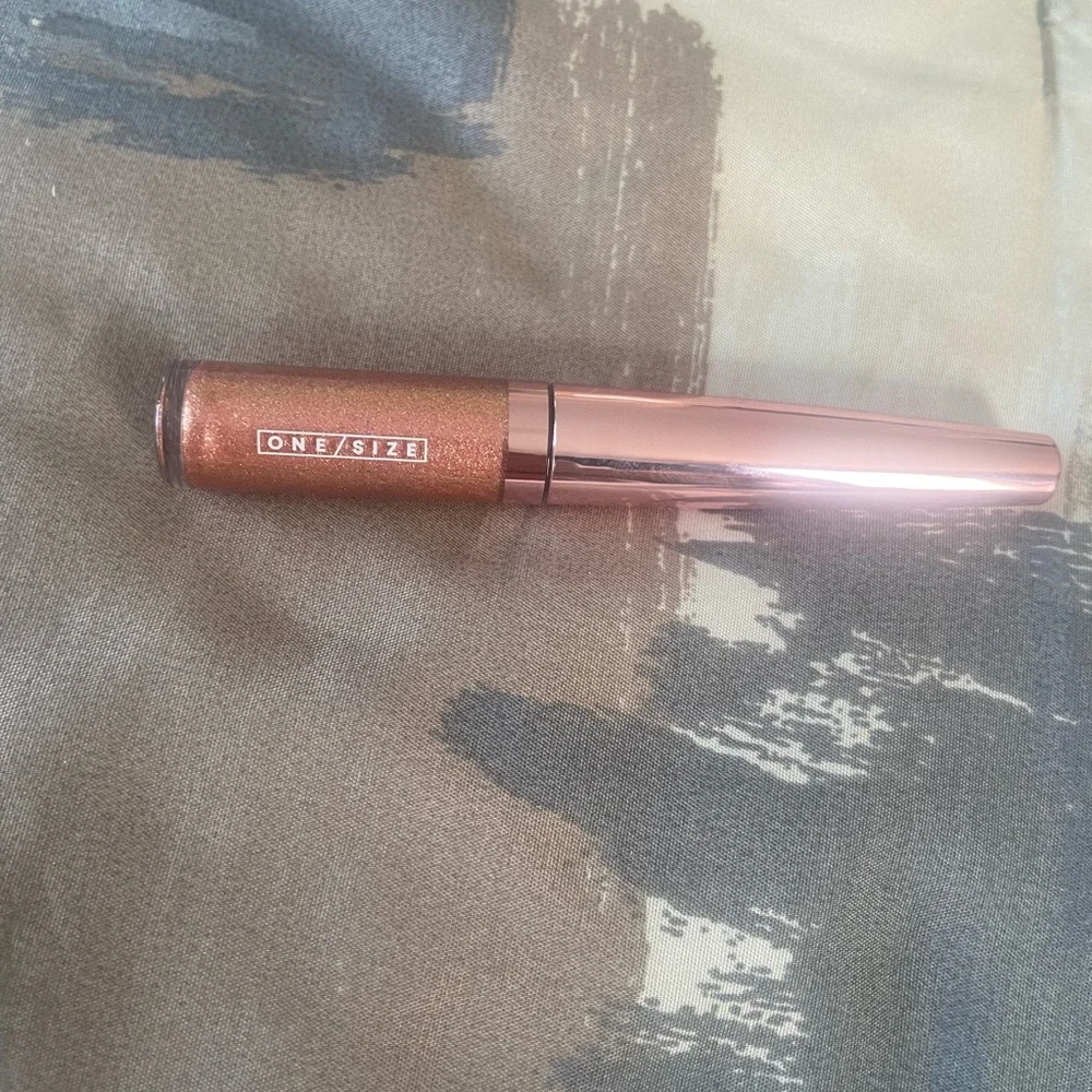 ONE/SIZE by Patrick Starrr Eye Popper Sparkle Vision Liquid Eyeshadow